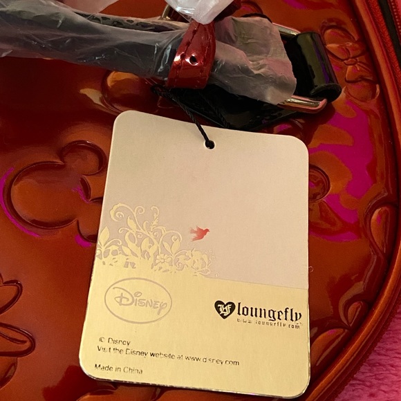 Loungefly Minnie loves Mickey purse. - Picture 5 of 10